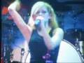 videos de Avril Lavigne Live In Singapore - Everything Back But You