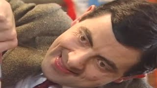 MrBean - Mr Bean - Making a hatch