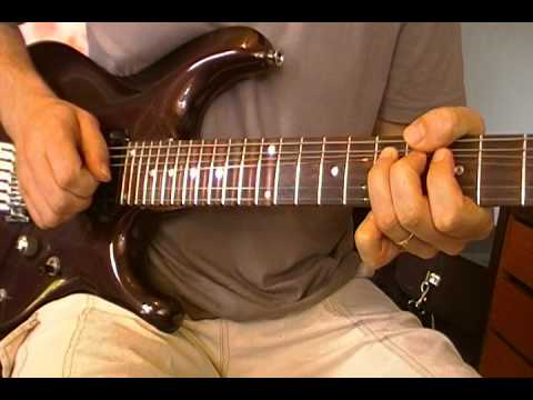 bend - Explicação curta sobre uma das principais técnicas de guitarra .Bending strings.