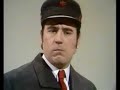 Monty Python - Papagaio Morto (Dead Parrot)