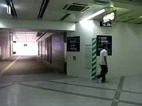 うめだ阪急前の通路が開通