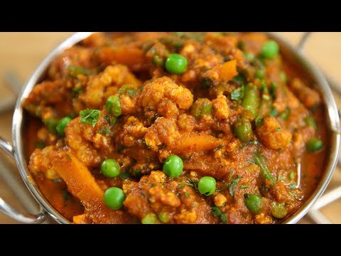 Vegetable Kurma | Mixed Vegetable Korma Recipe | Restaurant Style Korma | Recipe by Ruchi Bharani