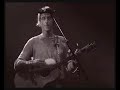 paul weller plays 'wild wood' live (live wood)