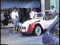 Manneken pis on Citroen 2cv