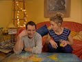 Un gars, une fille pr�parent un voyage! [INTEGRALE]