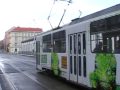 Tramvaj KT8D5 ev. č. 9039 s CVR na zastávce Urxova