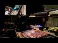 videos de Muzik 4 Machines wishes you a Merry X-Bass minimal electro house live jam
