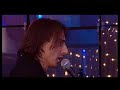pippo pollina presenta il suo ultimo album e racconta della sua terra, la sicilia, a 