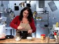 How to Use Kitchen Appliances : How to Make a Lava Cake in a Rice Cooker How to Use Kitchen Appliances : How to Make a Lava Cake in a Rice Cooker
