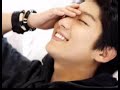 เนื้อเพลง: โลกนี้ต้องมีผู้ชายอย่างเธอ (Wanna have man like you in this world)ศิลปิน : มาช่าอัลบั้ม: The River Of Lifeทุกครั้งที่ฉันเห็นผู้คนรอบตัวมากมาย อยู่ใกล้ๆเธอ ฉันคิดว่าฉันรู้สิ่งใดที่เขาต้องการ ฉันคิดว่าสายฝนก็คงพรั่งพรูจากฟ้า ตกมาใกล้ๆเธอ ถึงแม้สายรุ้งก็คงถักทอโค้งลงมาเจอ ต่างแข่งขันกัน เท่าที่รู้ฉันก็เป็นคนหนึ่ง ที่บังเอิญมีความรู้สึกนั้น ไม่มีคำถามให้ฉันต้องสงสัยตั้งแต่ได้เจอกับเธอ ไม่เคยเป็นอย่างวันนี้ ไม่มีคนไหนที่ฉันนั้นเผลอไผลให้หมดหัวใจอย่างนี้ ก็มีแค่เธอ จากนี้ฉันก็ไม่รู้เธอคิดจะรักจะเลือกใคร แต่ว่าฉันพูดได้ว่ารักเธอมากมาย รักเธอเหลือเกิน ฉันคิดว่าโลกนี้ต้องมีผู้ชายอย่างเธอ โลกจะได้น่าอยู่ และฉันก็รู้ว่ามีแต่คนรักเธอเพิ่มเติม อยู่ทุกๆวัน เท่าที่รู้ฉันก็เป็นคนหนึ่ง ที่บังเอิญมีความรู้สึกนั้น ไม่มีคำถามให้ฉันต้องสงสัยตั้งแต่ได้เจอกับเธอ ไม่เคยเป็นอย่างวันนี้ ไม่มีคนไหนที่ฉันนั้นเผลอไผลให้หมดหัวใจอย่างนี้ ก็มีแค่เธอ จากนี้ฉันก็ไม่รู้เธอคิดจะรักจะเลือกใคร แต่ว่าฉันพูดได้ว่ารักเธอมากมาย รักเธอเหลือเกิน ไม่มีคำถามให้ฉันต้องสงสัยตั้งแต่ได้เจอกับเธอ ไม่เคยเป็นอย่างวันนี้ ไม่มีคนไหนที่ฉันนั้นเผลอไผลให้หมดหัวใจอย่างนี้ ก็มีแค่เธอ จากนี้ฉันก็ไม่รู้เธอคิดจะรักจะเลือกใคร แต่ว่าฉันพูดได้ว่ารักเธอมากมาย รักเธอเหลือเกิน