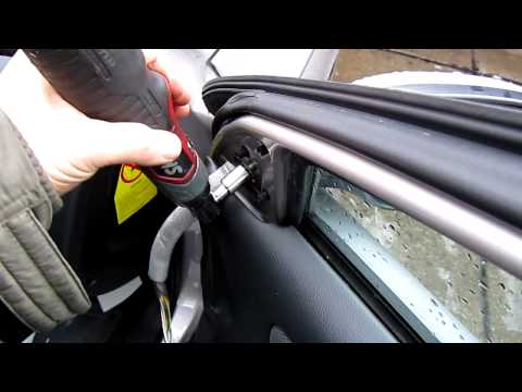 2002 volvo V70 T5  door mirror removal tips