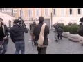 Quella grillina della Santanché ...