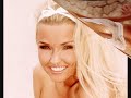 Chantal Vachon glamour pictures