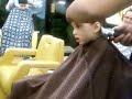 الواد مدرك تماماًانه لو حرك راسه كده او كده هو اللي هينضر عشان هتلاقيه محتفظ بهدوء اعصابه