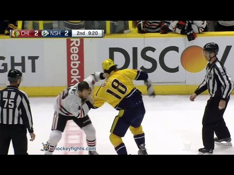 Jonathan Toews vs James Neal Oct 14, 2016