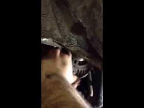how to replace alternator on 2002 nissan xterra