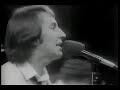 the knack - bruce gary on drums, prescott niles on bass, doug fieger lead singer, burton averee guitar