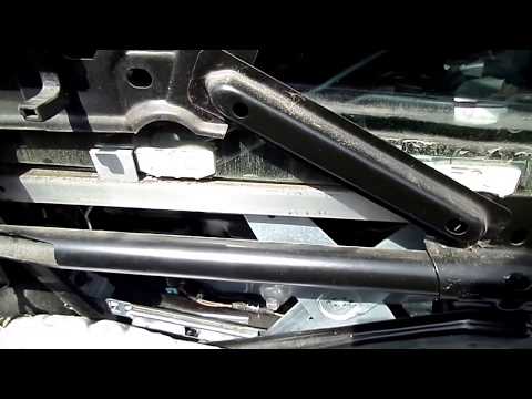 how to remove saturn sl door panel