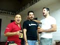 lucha libre con silla y todo