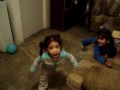 CAMILA Y GENESIS ABRAZAME MUY FUERTE.MPEG