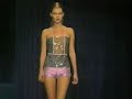 Rhea Durham video Donatella Versace First Show !!
More Brands Videos
↓↓↓↓↓
http://profile.imeem.com/YBRtzU/video/
http://www.dailymotion.com/FBK1976/1
Kate Moss Nao... clip