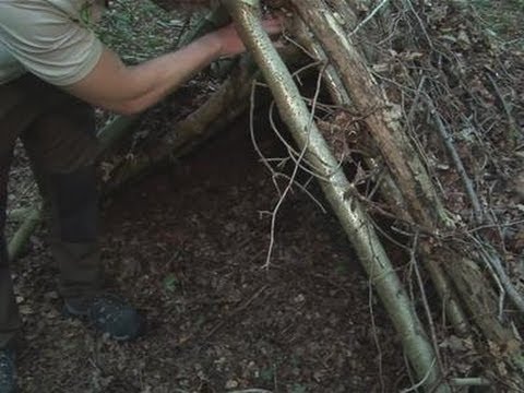 Icy Bay Camping How to - This guide shows you How To Survive Watch This and Other Related films here: http://www.videojug.com/film/how-to-survive Subscribe! http://www.youtube.com/su...