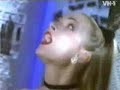 The Stranglers - In Heaven She Walks