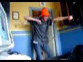 gozer gaat los keihard hardstyle muziek dansen
