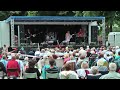 tredje och sista alls�ngskv�llen i sundbyholms slottspark sommaren 2008.
alls�ngsledare �r som vanligt kikki danielsson ackompanjerad av kjell roos orkester. kv�llens g�startister: towa carson, ann-louise hansson & carola becker.