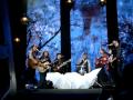 Genevive - Sugarland *Escape Together World Tour 2009*