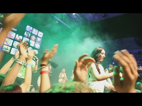nvidia - NVIDIA Facebook: http://bit.ly/VQ0smF NVIDIA Gewinnspiel: http://bit.ly/1qVK9lg NVIDIA SHIELD Webseite : http://bit.ly/1nIqAvz NVIDIA SHIELD Trailer: http://bit.ly/1pnzTwr NVIDIA Youtube: https://w...