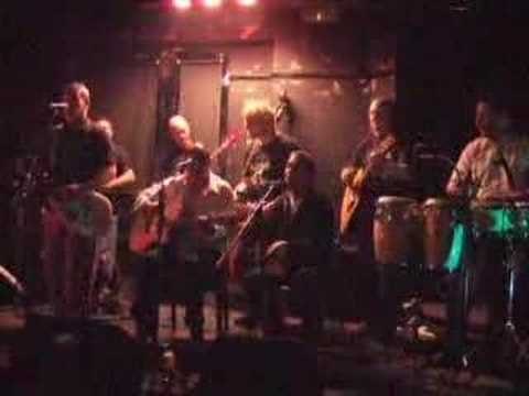 Twist and Crawl, by Dave Wakeling ...