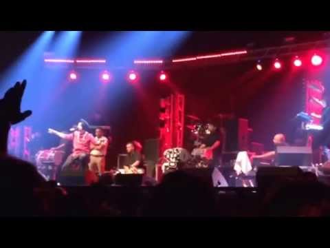 Diljit Dosanjh concert in Birmingham... Sahib G aka Pammi Saib on the Mandolin opening Ranja track