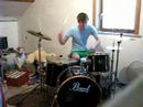 Kutaarsgefaald drummen met kris Kutaarsgefaald drummen met kris