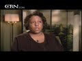 Touched by an Angel at the ATM - CBN.com