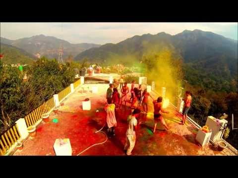 HOLI Rishikesh 2014 - Honey Singh - Yaariyan Sunny Sunny (Aaj Blue Hai Pani Pani) [Full HD 1080]