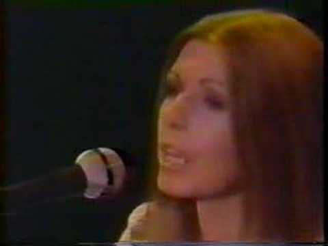 Annie Haslam (Renaissance): Carpet of the Sun  (Live from the Golders Green Hippodrome 1977)