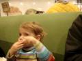 videos de Ice Cream Serenade on Black Friday