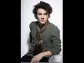 Live Your Life{A Jonas Brothers Love Story}Chapter 4