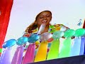 Music video by DLG performing Muevete. (C) 2004 Sony Discos, Inc. YouTube view counts pre-VEVO: 257