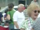 crazy old white ladys dancn