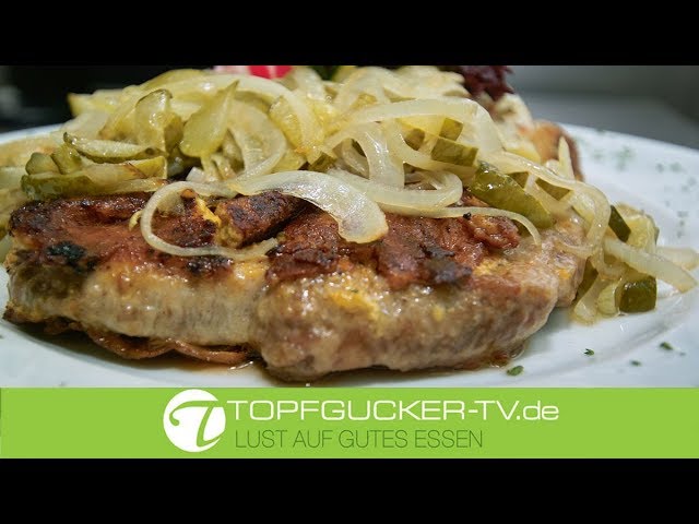 Bautzner Senfsteak mit einer Garnitur aus Zwiebeln und Spreewälder Gurken | Rezeptempfehlung Topfgucker-TV