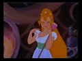 Marjolijn Touw zingt Trouw met de Mol uit de tekenfilm Duimelijntje van Don Bluth. Misschien wel een van haar leukste tekenfilmstemmen.