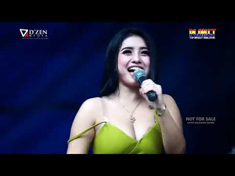 desy tata goyang sampai lepas bhh nya