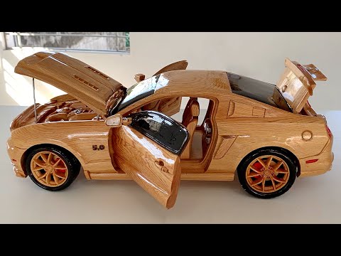 Ford Mustang GT 2013 hecho en madera