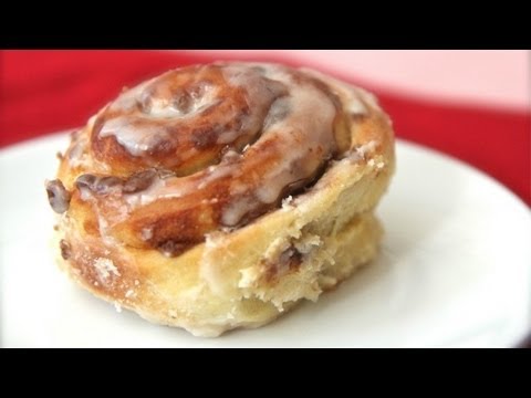 How to Make Cinnamon Rolls - Homemade Cinnamon Rolls Recipe