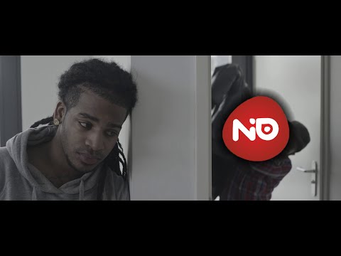 Keizer - Videoclip van Keizer's eerste officiële single 'Wat ga ik doen'. De single, afkomstig van zijn debuutalbum genaamd 'Karma', is geproduceerd door het opkomend...