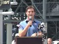 Jeff Gordon dedicates Dover\