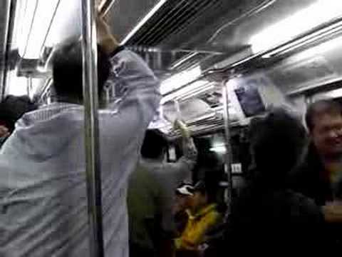 グリーンライン初日吉行き列車日吉到着