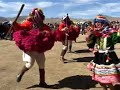 Video Producido por La Jirafa, Arte y Comunicaciones.Cusco-Perú.Las imágenes en su totalidad corresponden y pertenecen a Angel R. Romero Pacheco.ramiroangel@gmail.comEn el presente video pordemos apreciar una de las danzas mas representativas de las provincias altas del departamento Cusco. Dichas melodías y coreografías, así como también la vesitimenta, son muy típicas de las celebraciones de Carnaval en el lugar donde se realizó el presente registro.Un detalle que siempre ha llamado mi atención, es la presencia del instrumento musical aerófono 